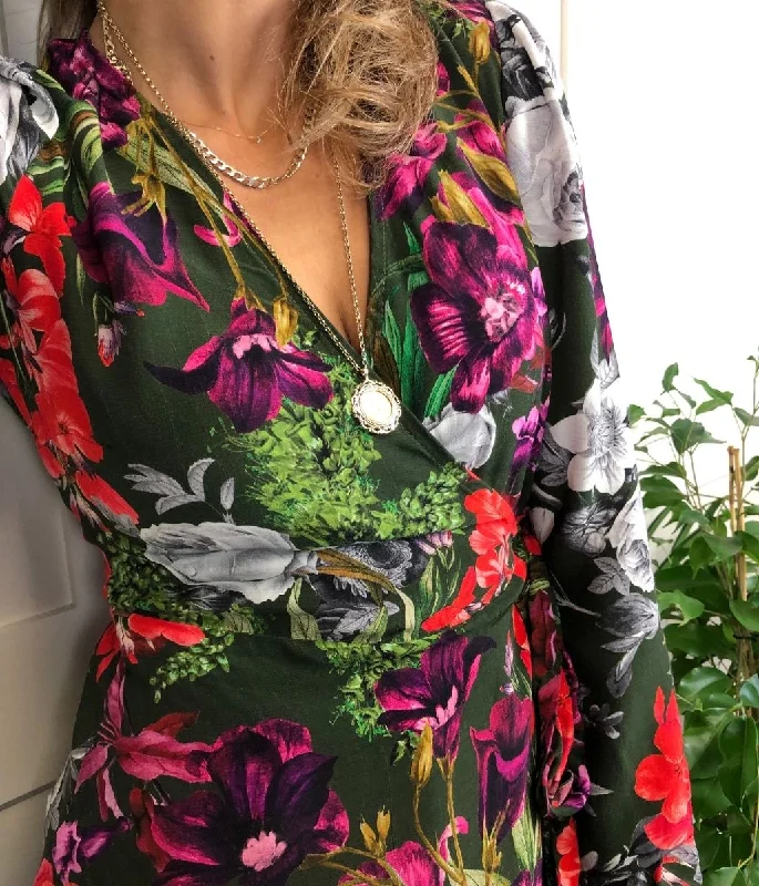 Garden Floral Tie Wrap Blouse