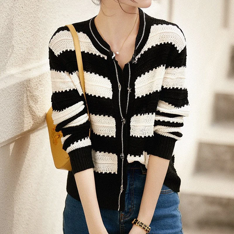 Black & White Shift Long Sleeve Striped Outerwear