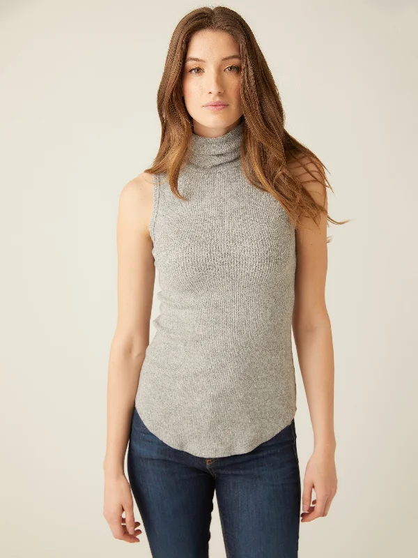 Sleeveless Turtleneck